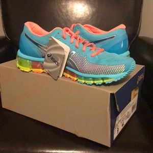 Brand New ASICS Gel-Quantum 360
